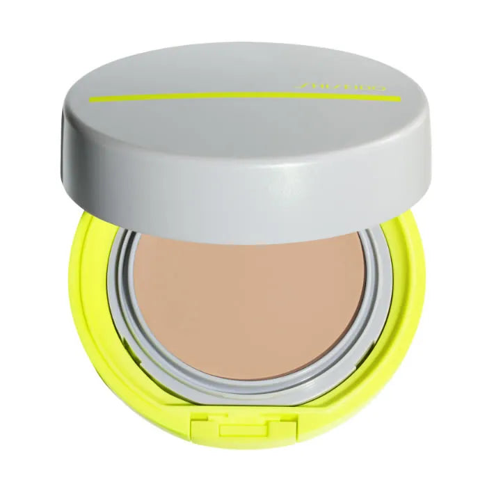 Shiseido Sports BB Compact Spf50 Light - By Mio Perfumería
