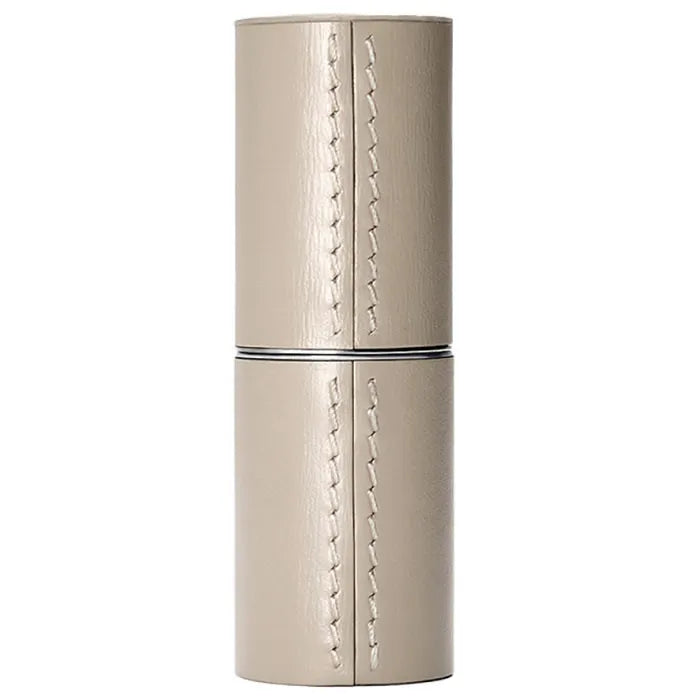 La Bouche Rouge Beige Leather Lipstick Case - By Mio Perfumería